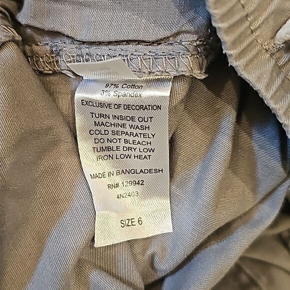 Boys gray cargo Jogger pants size 6 Excellent condition - Picture 6 of 11